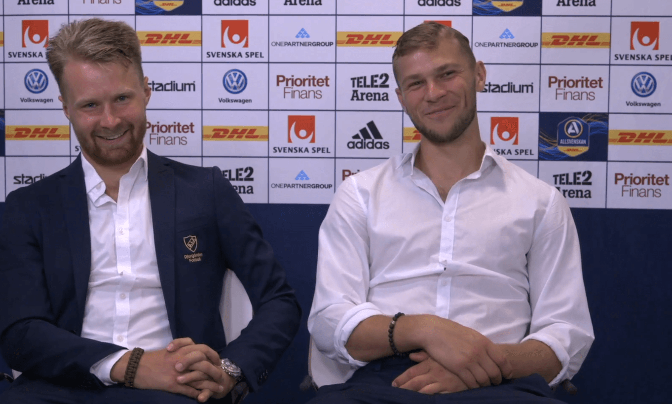 Une Larsson har debuterat och blårandiga bombers på tre kontinenter!