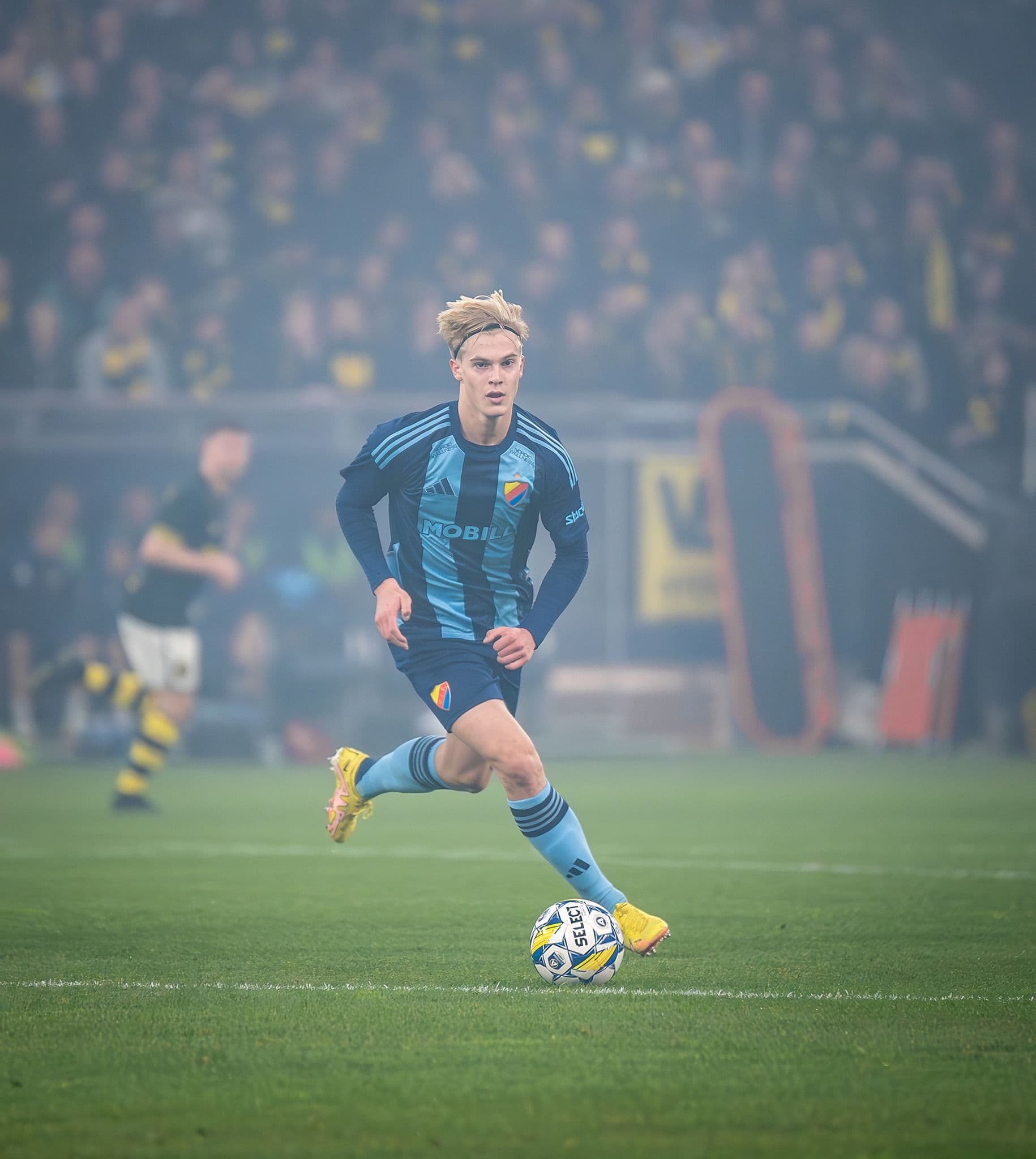 Lucas Bergvall sänkte Liverpool och en blårandig kram i Serie A!